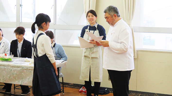 KIDS-シェフレポート 修了証授与